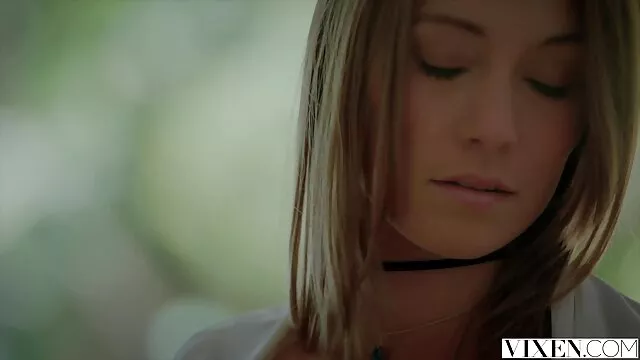 Skanky blonde chick with วีดีโอ คิ บ โป้ big boobs is nailed hard มิชชันนารี style