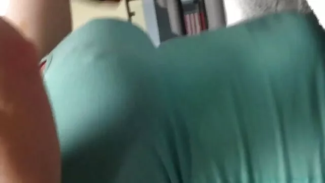 เลขาสาวสุดสวย seduces เธอ เจ้านาย และ ให้ เธอ วี ดี โป๊ โกน หี